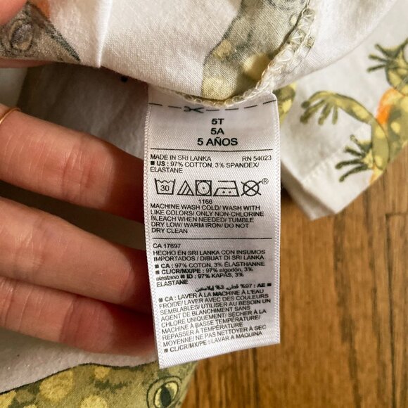 OLD NAVY | Frog Print Button-Down Short Sleeve Shirt - Picture 5 of 5